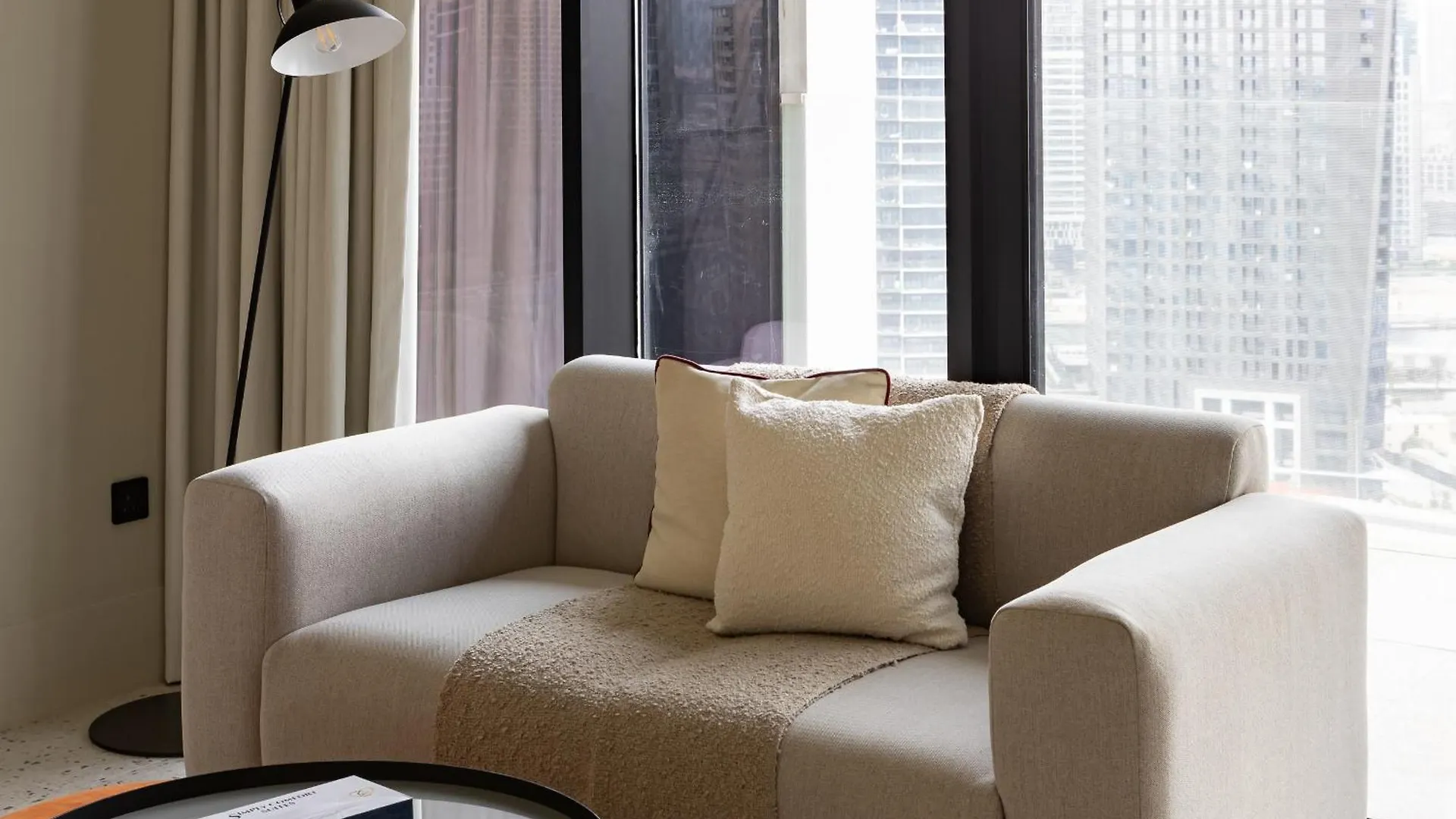 Simply Comfort At Upside Living Burj View 10 Min To Dt Dubai Apartment